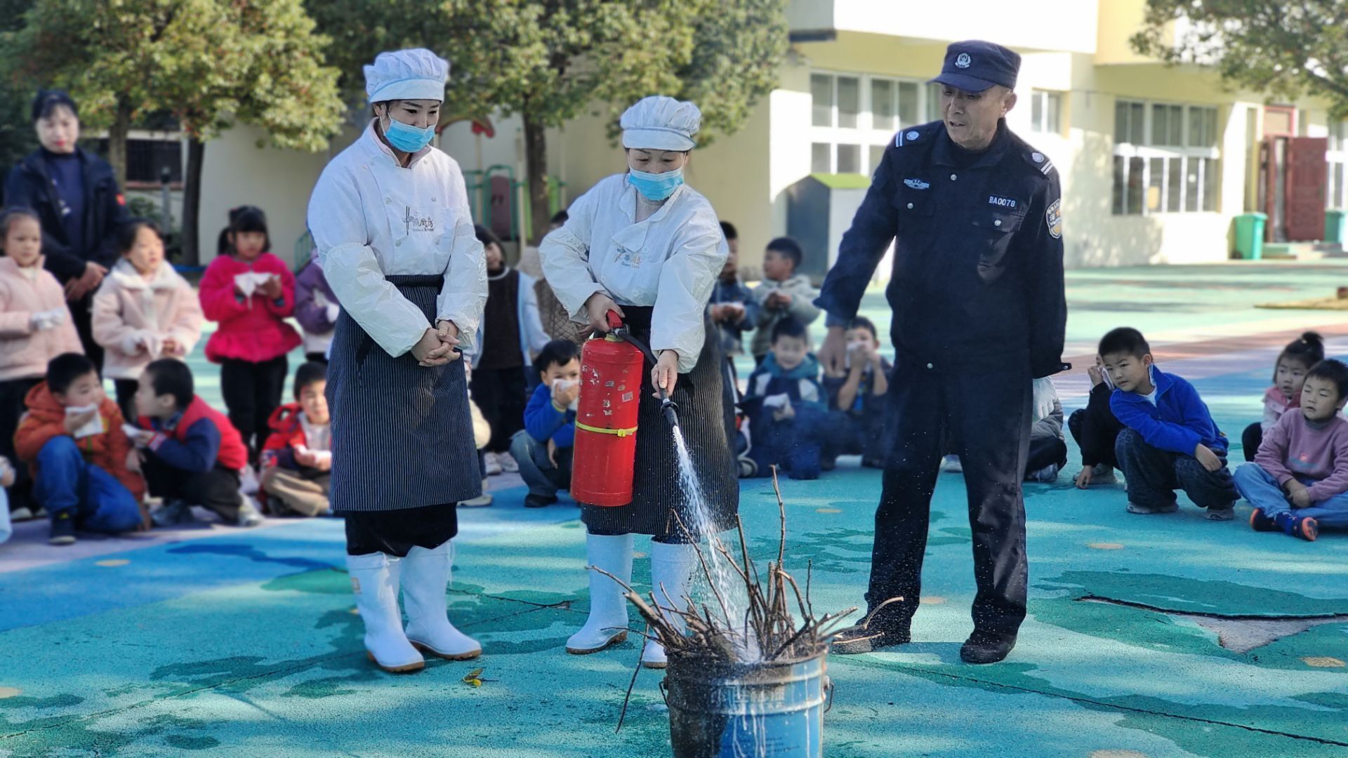 火情速处置 演练筑安全——窑湾镇王楼幼儿园食堂消防演练纪实