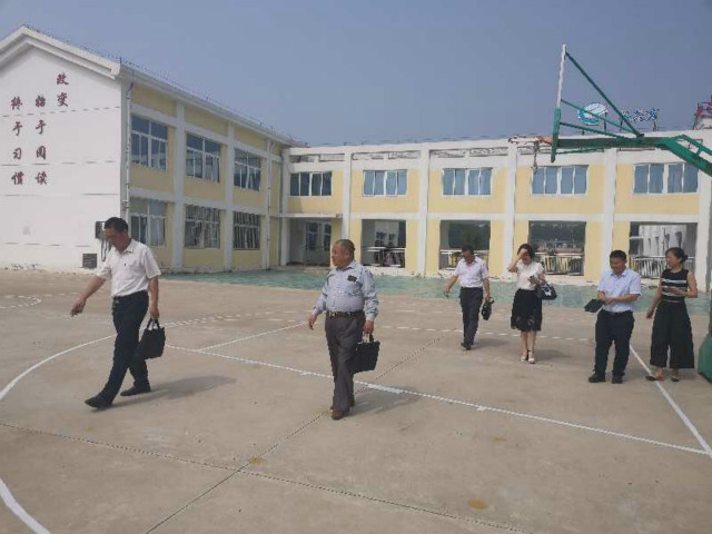 黄甲小学校园动态检测排查